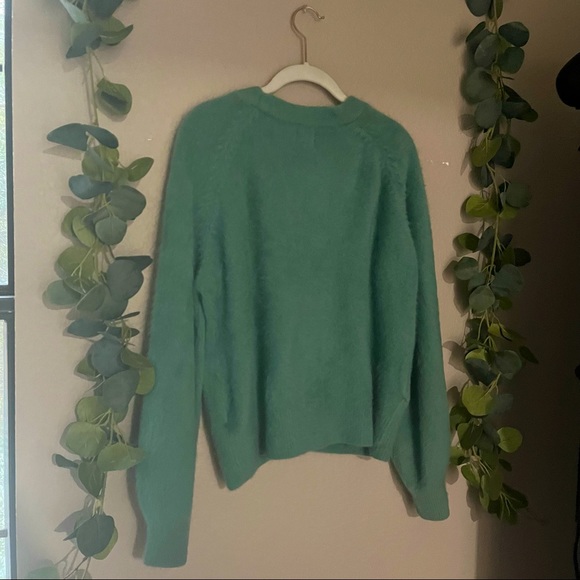 Princess Polly Fuzzy Green Wool Blend Cardigan with Gold Buttons... Very Soft💐 - Picture 4 of 10